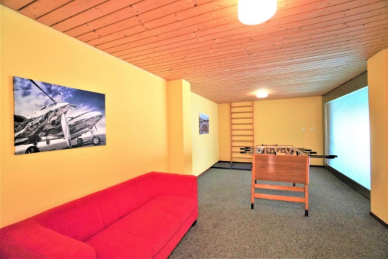 Lovely 1-Bedroom Vacation Studio Apartment With Pool And Sauna Laax Zewnętrze zdjęcie