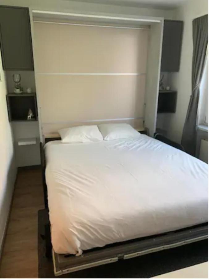 Lovely 1-Bedroom Vacation Studio Apartment With Pool And Sauna Laax Zewnętrze zdjęcie