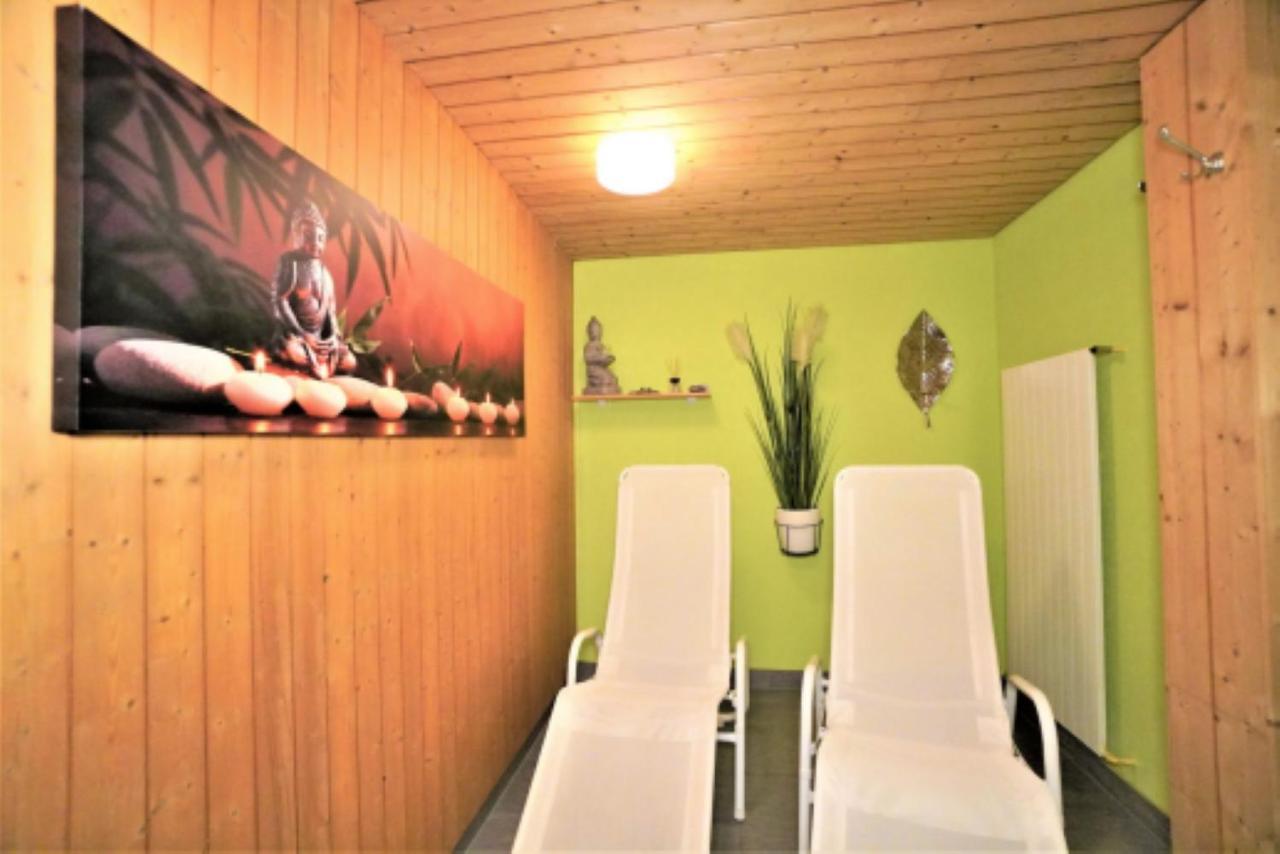 Lovely 1-Bedroom Vacation Studio Apartment With Pool And Sauna Laax Zewnętrze zdjęcie