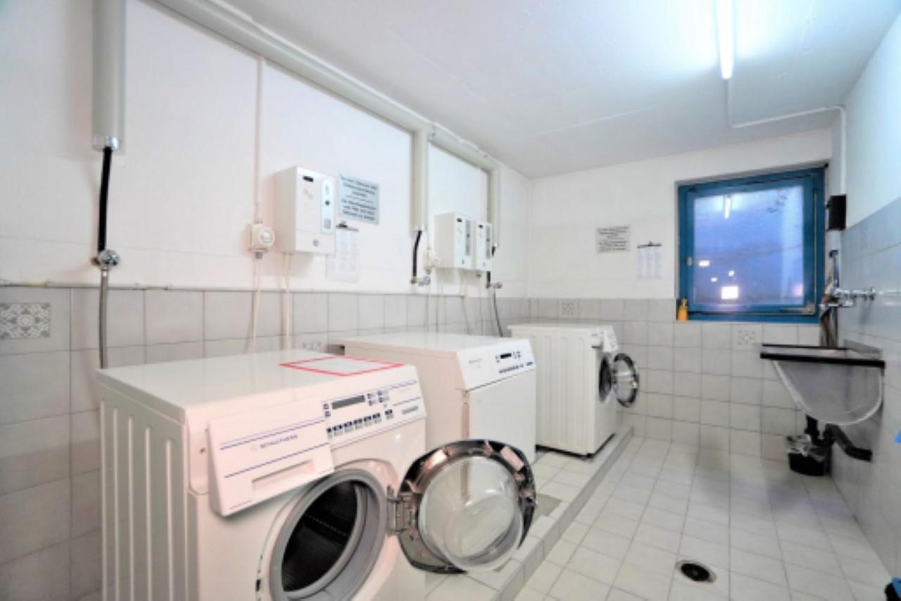Lovely 1-Bedroom Vacation Studio Apartment With Pool And Sauna Laax Zewnętrze zdjęcie